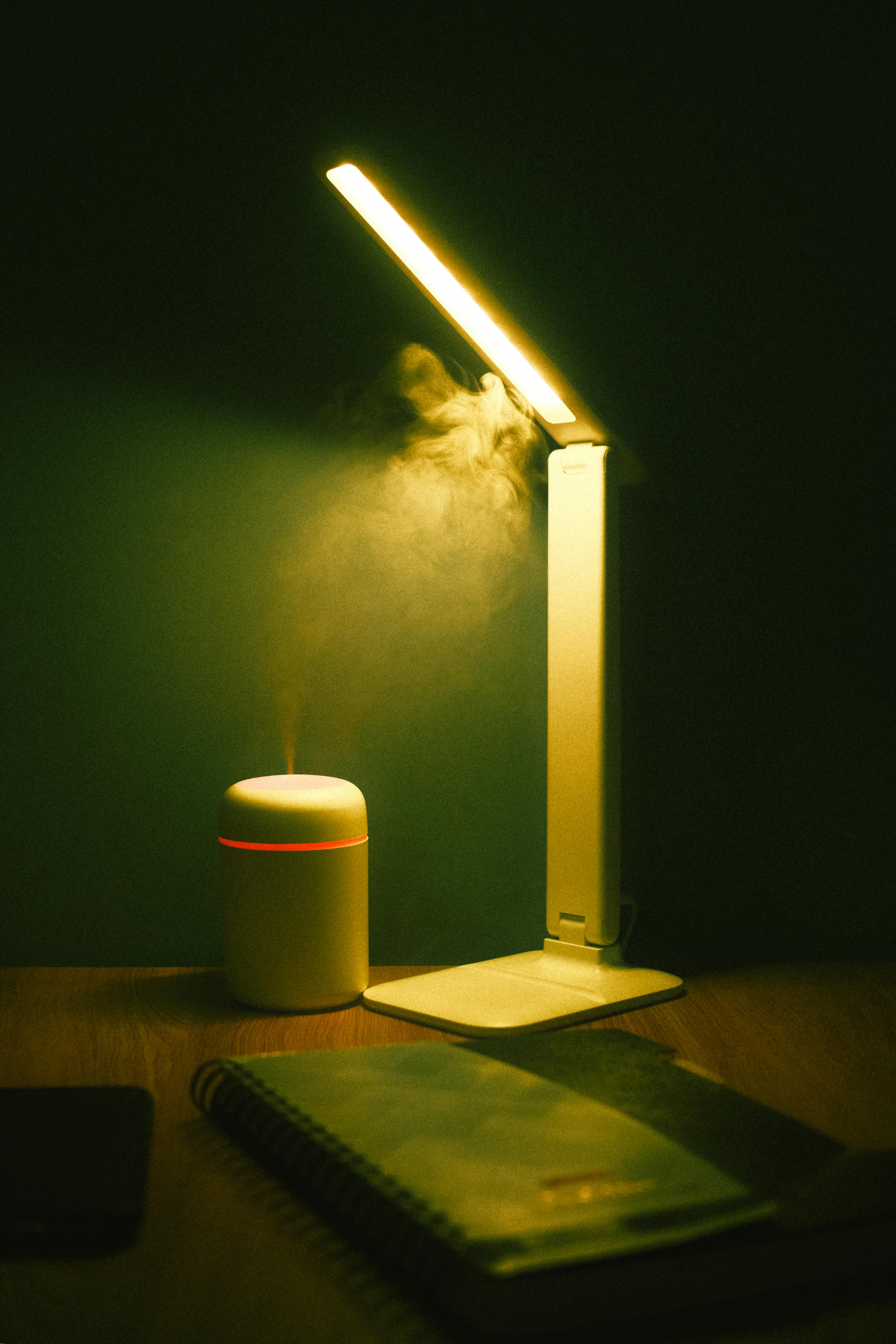 Humidificateur RGB Lumineux — Diffuseur d'Arôme & Purificateur d'Air